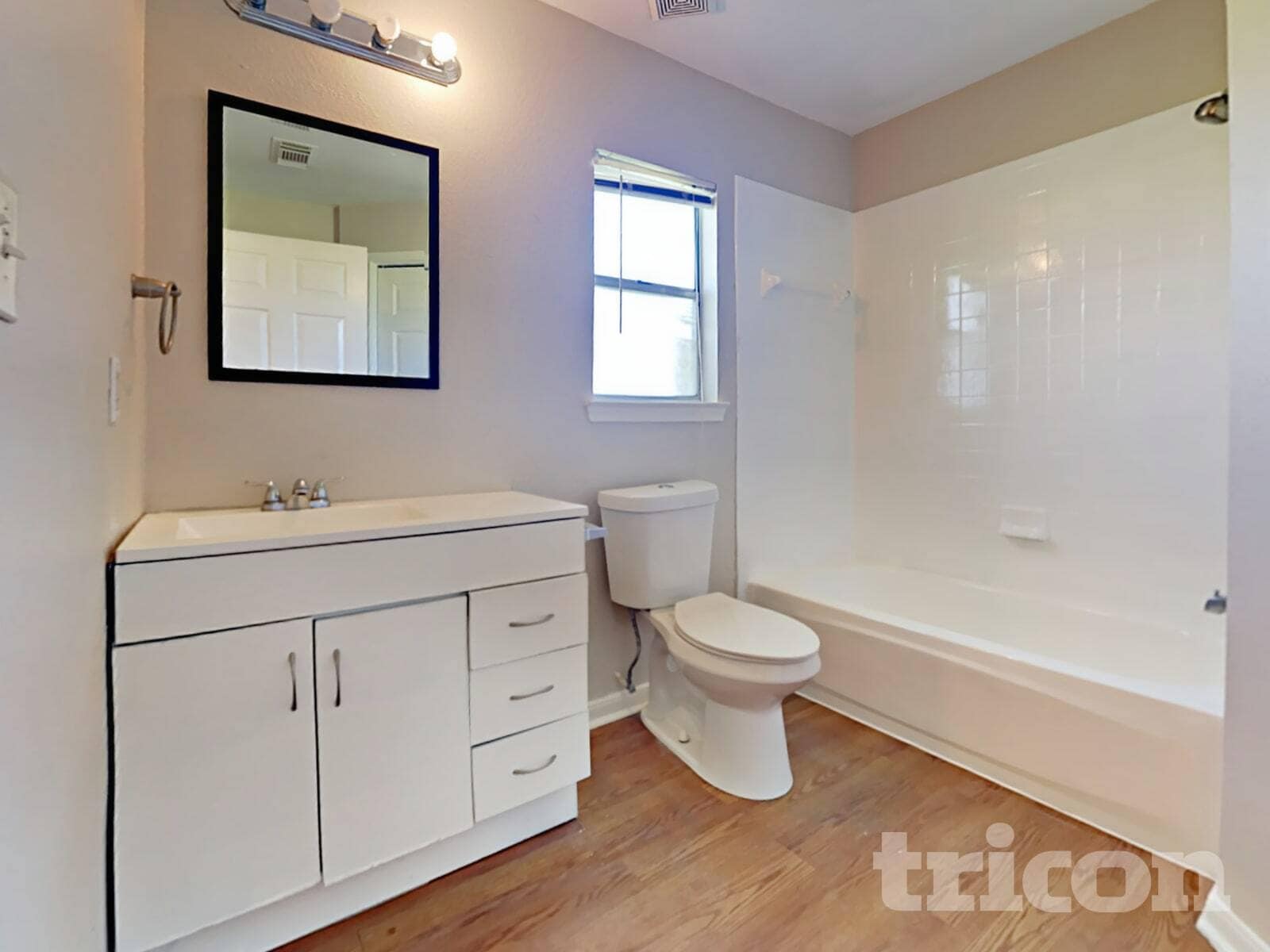 Building Photo - 3239 Kelling St