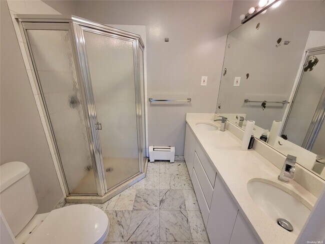 Building Photo - 172-31 Highland Ave