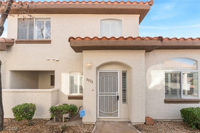 Building Photo - 8028 Desire Dr