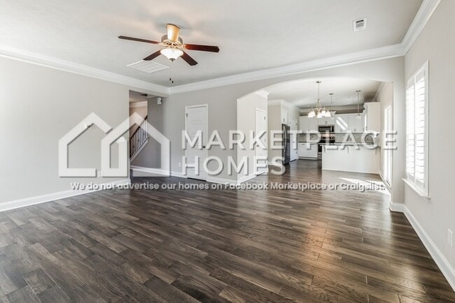 Building Photo - 750 Holderness Ct