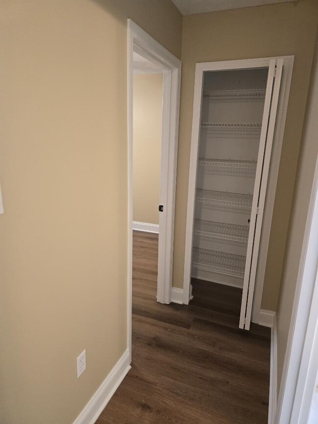 Building Photo - 9308 Gordon Ct