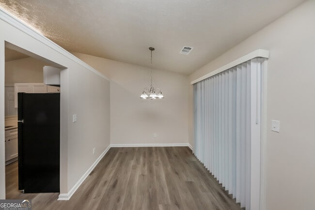 Building Photo - 1357 Ling Dr