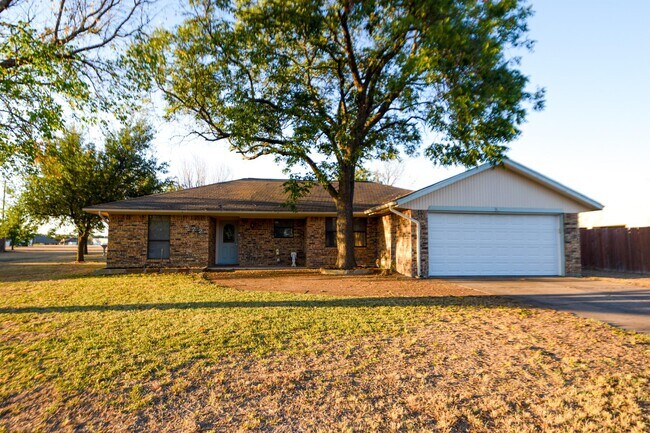 Building Photo - 522 Moonlight Trl