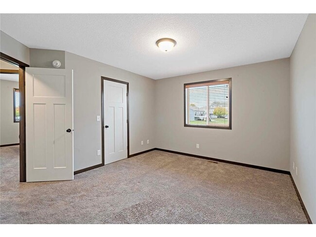 Building Photo - 7713 Lambert Cir NE