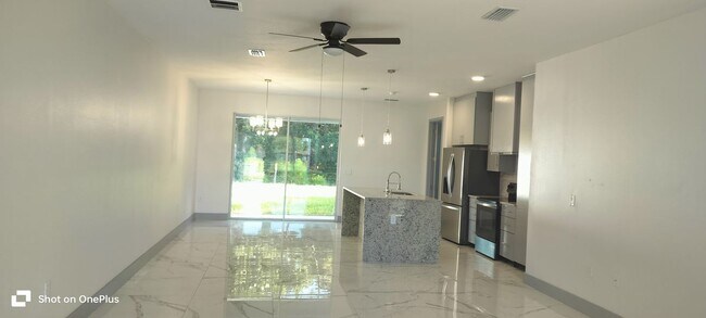 Building Photo - 20675 Macon Pkwy