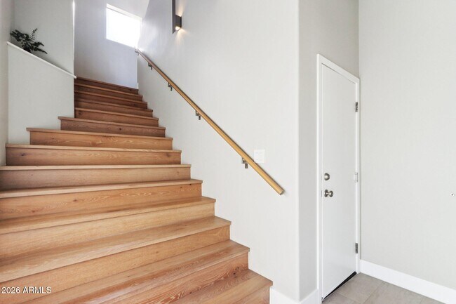 Building Photo - 8989 N Gainey Center Dr