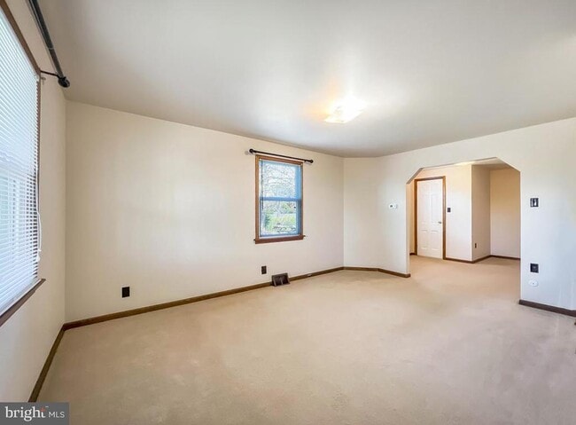 Building Photo - 1153 Greeley Ave