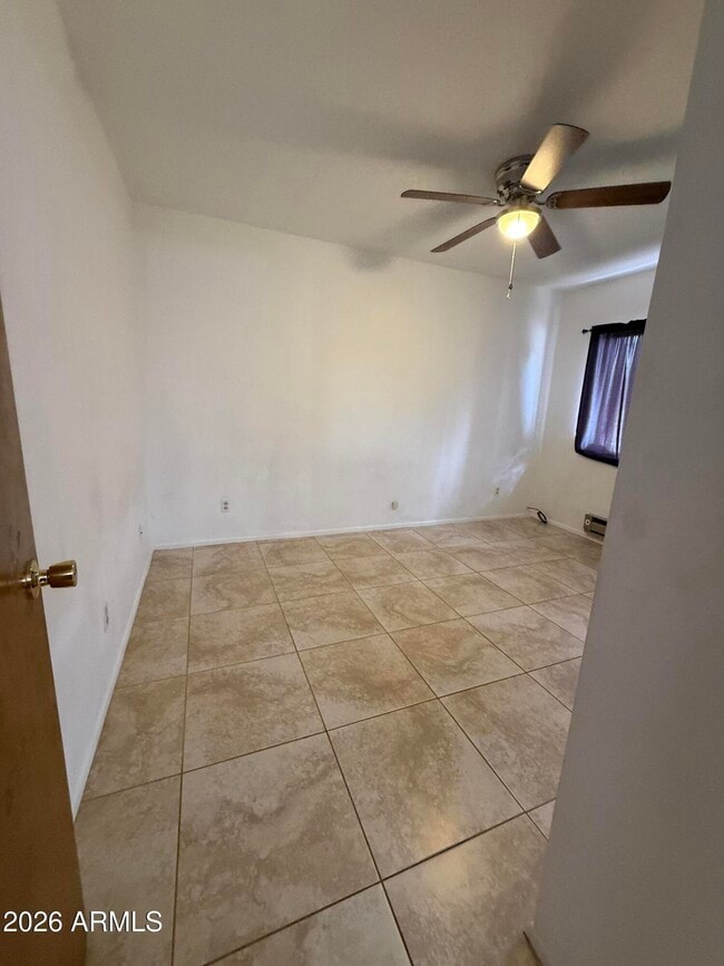 Building Photo - 314 W Mohave St