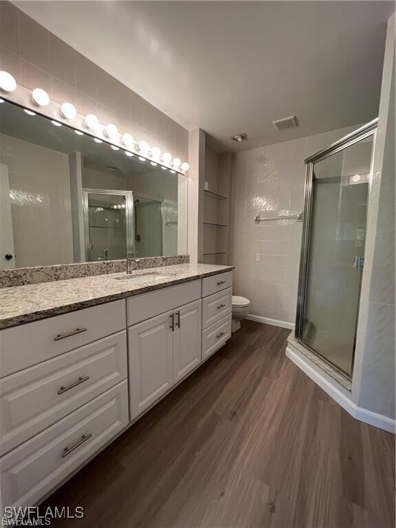 Building Photo - 7785 Esmeralda Way