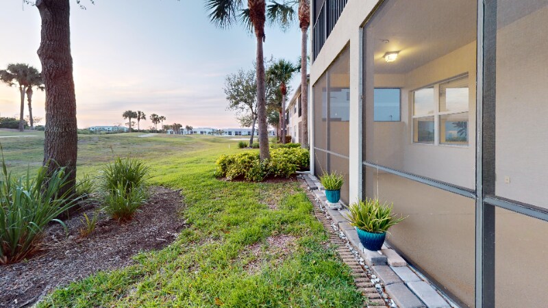 Building Photo - 14065 Black Beauty Dr
