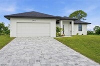 Building Photo - 2210 NW 9th Ave