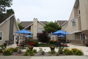 Building Photo - Madison Apartments on Long Wharf