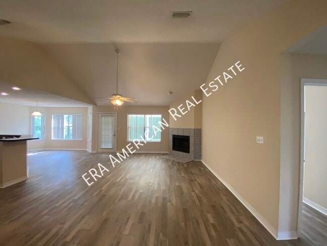 Building Photo - 6909 Leisure St