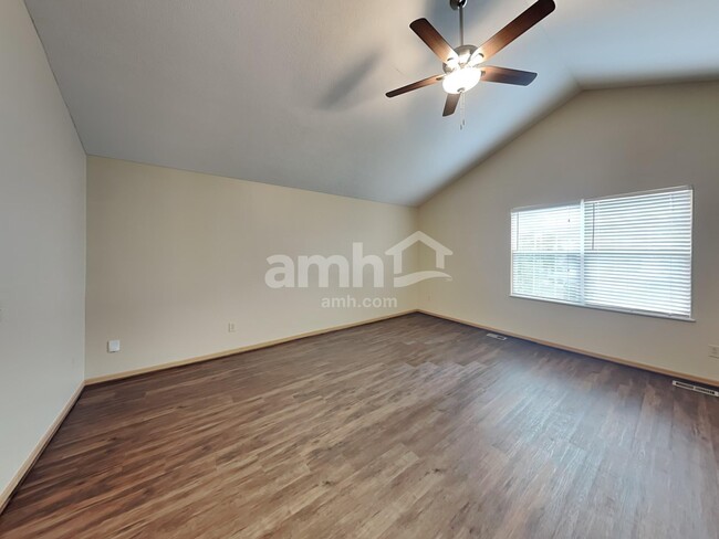 Building Photo - 3985 Boyer Ridge Dr