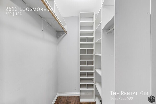 Building Photo - Spacious 3 Bedroom Single Family Home | Fu...