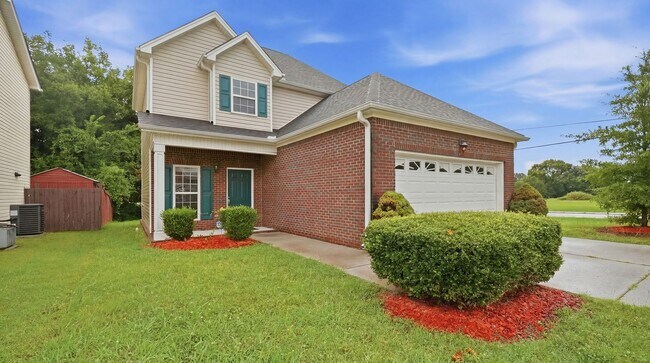 Building Photo - 3 bed, 2.5 East Brainerd Home Available NOW!