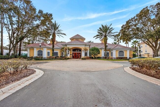 Building Photo - Immaculately updated 3/2.5 Three-Story Maitland Condo in Visconti!