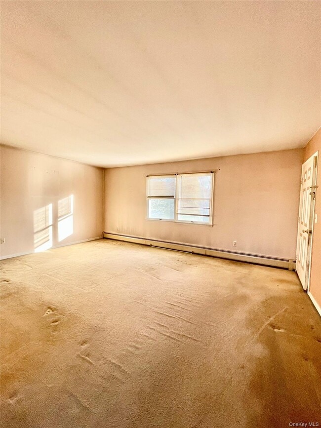 Building Photo - 19 New St