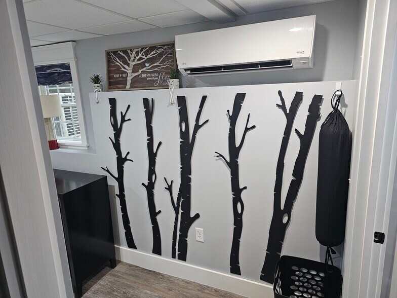 Building Photo - 435 High St