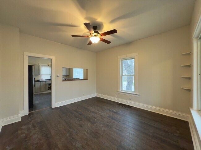 Building Photo - 1200 Ada St