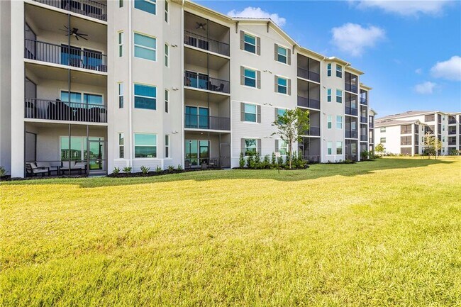 Building Photo - 12140 Wellen Golf St