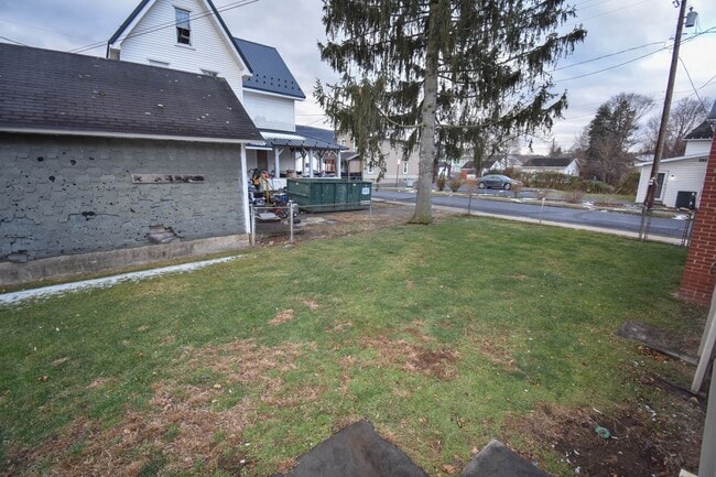 Building Photo - RCAR114-116