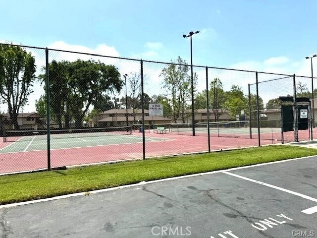 Building Photo - 2104 S Mountain Ave