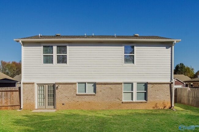 Building Photo - 410 Jasmine Dr