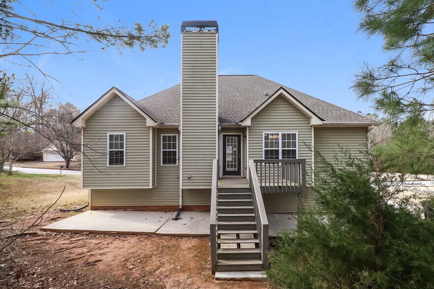 Building Photo - 215 Trelawney Pl