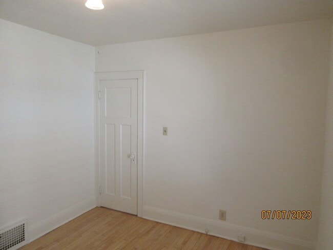 Building Photo - 3455 N Fratney St