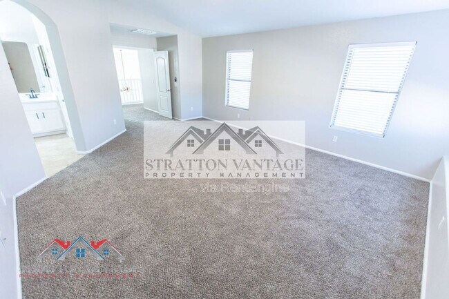 Building Photo - 16627 W McKinley St