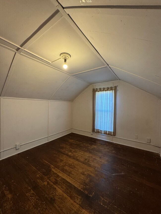 Building Photo - 509 N Cle Elum St
