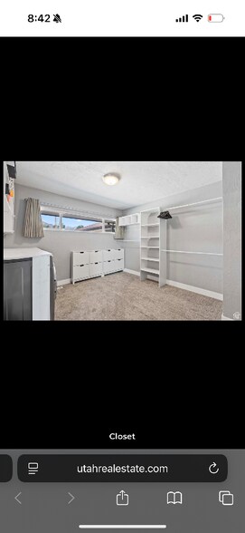 Building Photo - 96 S 1000 W St