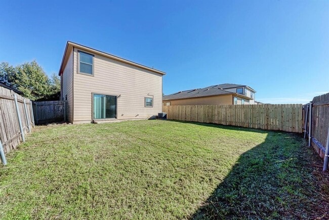 Building Photo - 8824 Edmundsbury Dr