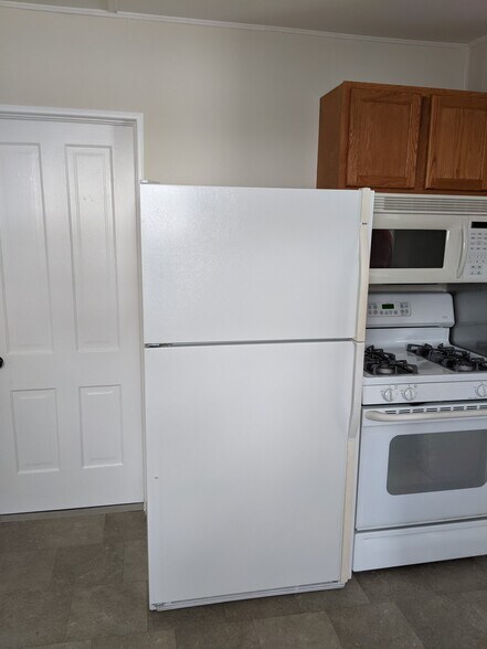 Kitchen more photos coming soon - 1346 Euclid Ave