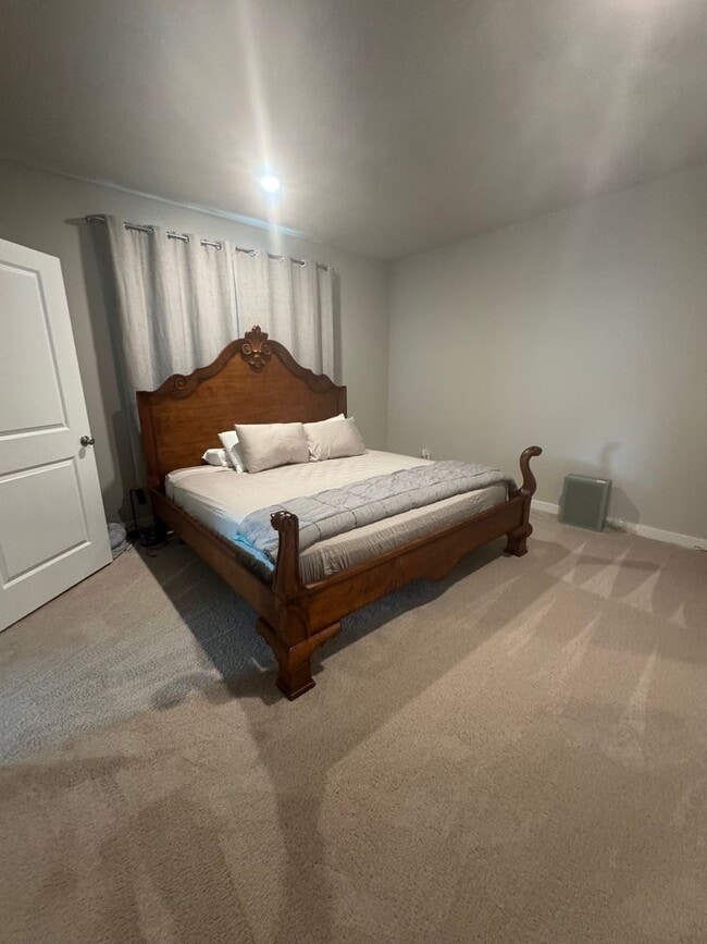 Building Photo - Immaculate Single-Story in the Ridgeview Neighborhood