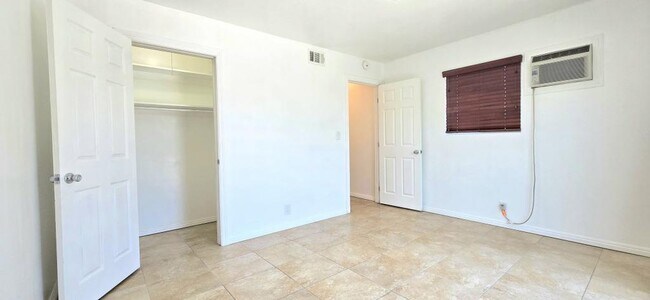 Building Photo - 9222 De Adalena St