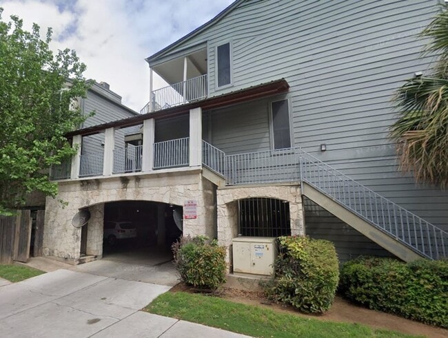 Building Photo - 2529 Rio Grande St