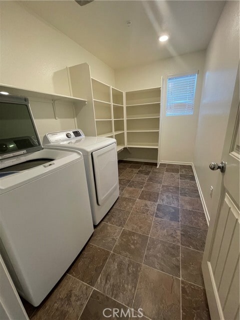 Building Photo - 30433 Village Knoll Dr