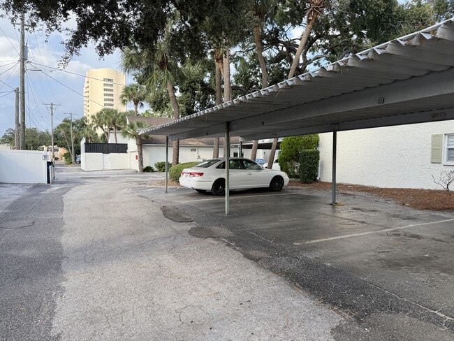 Building Photo - 4611 W North B St