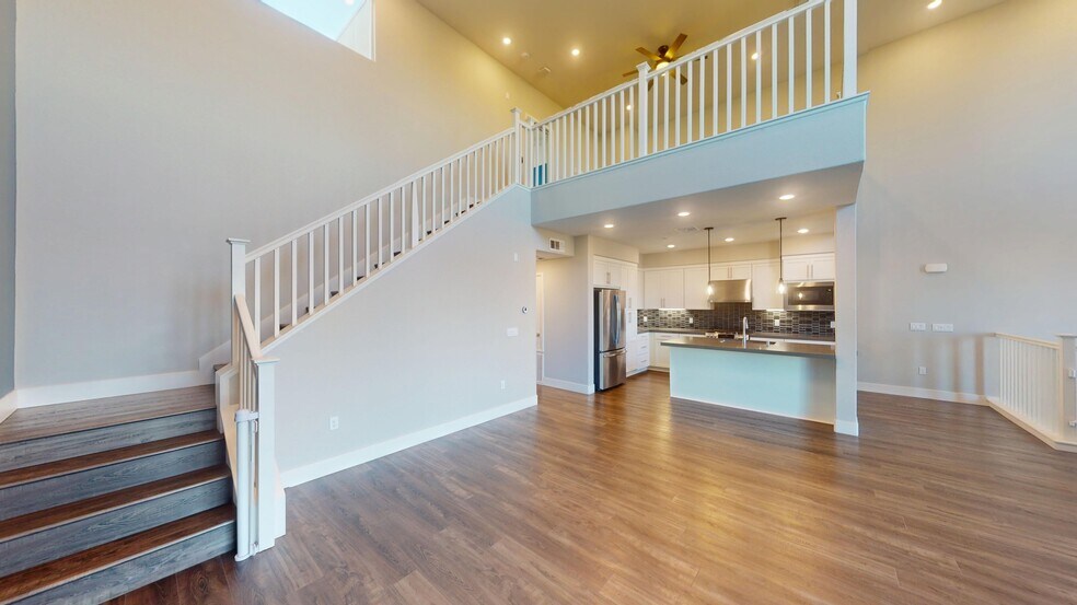 Building Photo - 44819 S Grimmer Blvd