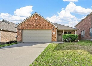 Building Photo - 3505 Versante Dr