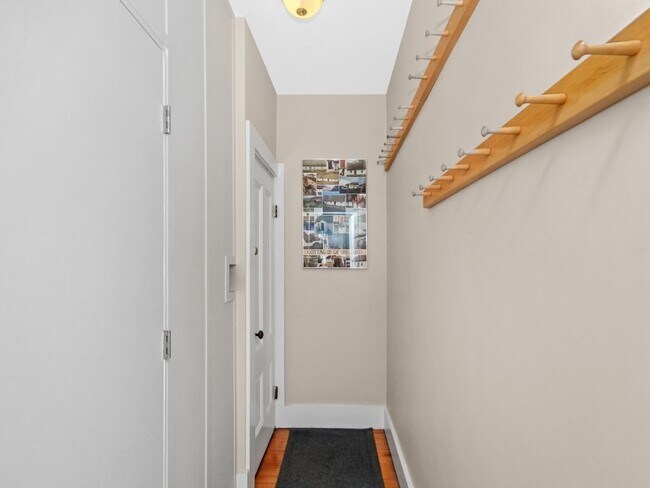 Building Photo - 247 Bunker Hill St