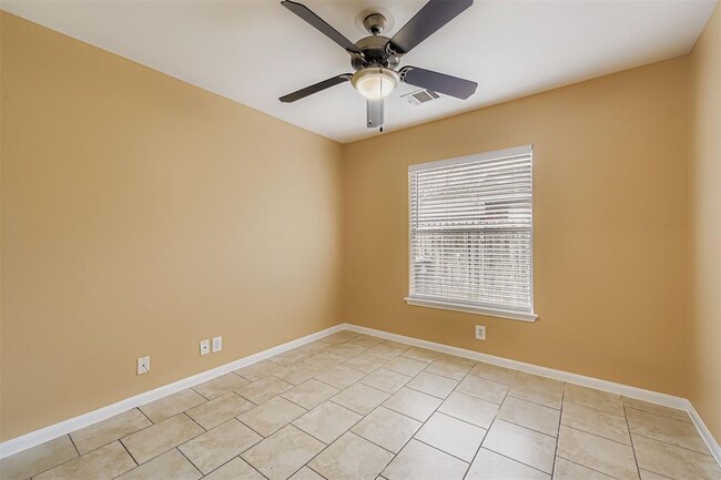 Building Photo - 441 Keystone Loop