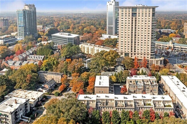 Building Photo - 58 Sheridan Dr NE