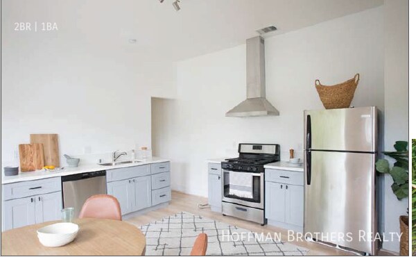 Building Photo - 404 1/2 N Ave 54-