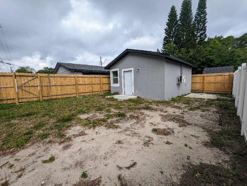 Building Photo - 4401 Atwood Dr