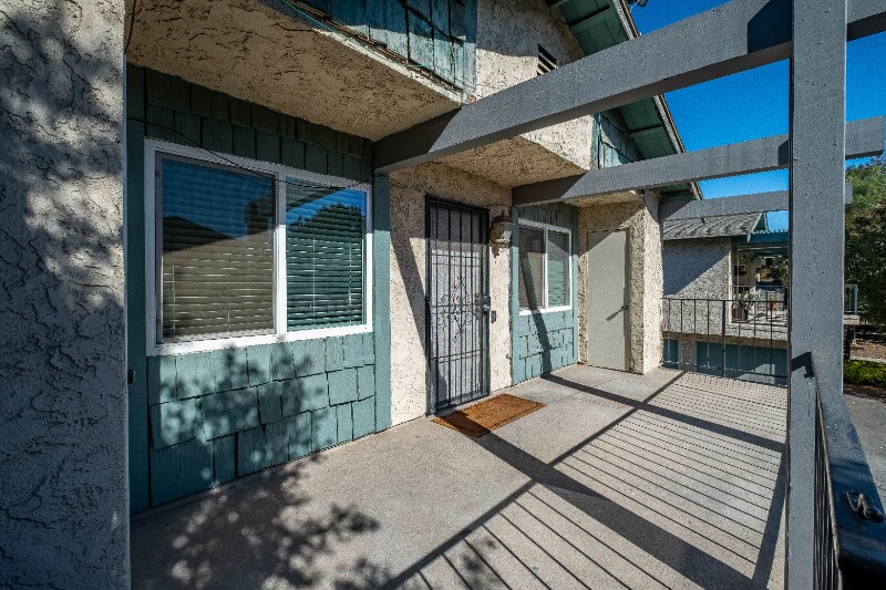 Building Photo - 2361 Gonzaga Ln