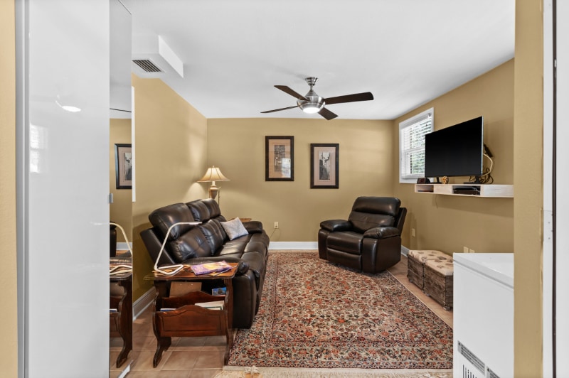 Building Photo - 5614 27th Ave S