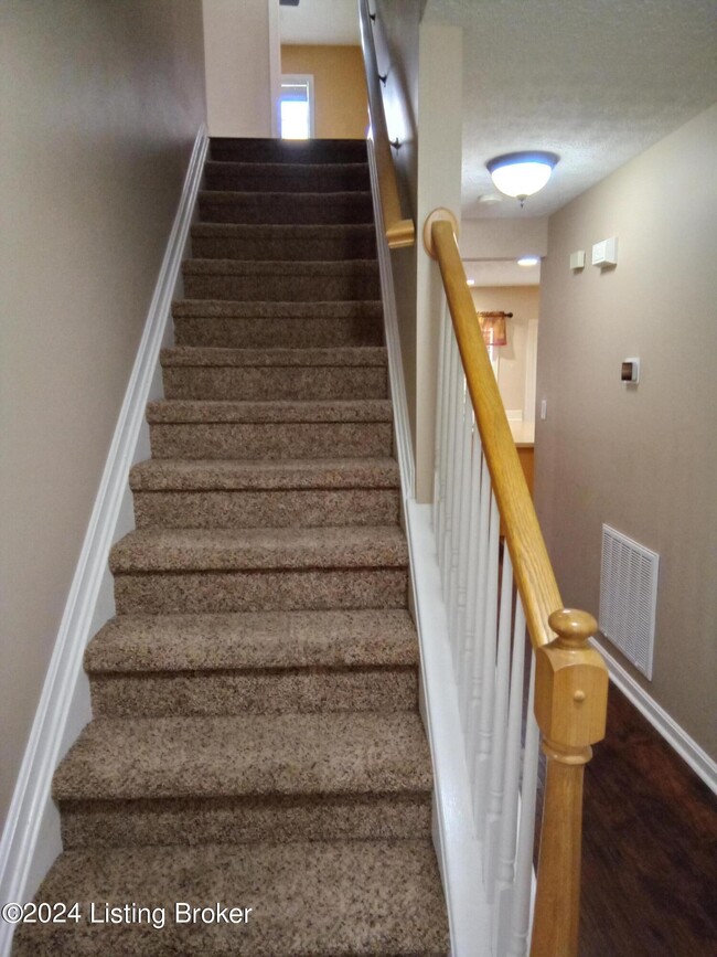 Building Photo - 10143 Spring Gate Dr